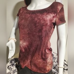 Red Maroon Tie-Dye Tee Women's Large Polyester Shirt Super Soft